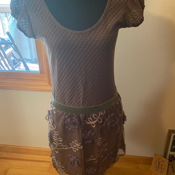 Lulumari really cute unique summer dress - Picture 2 of 9